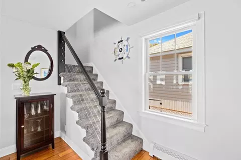 Entry Way - 1 Roosevelt Ave, Hull, MA 02045 photo 2 of 2