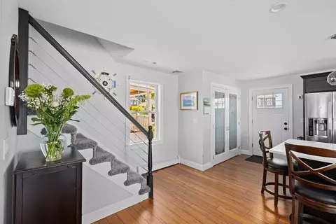 Entry Way - 1 Roosevelt Ave, Hull, MA 02045 photo 1 of 2