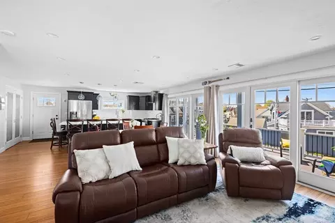 Living - 1 Roosevelt Ave, Hull, MA 02045 photo 1 of 3
