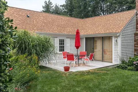 Exterior - 311 Main St, Barnstable, MA 02632 photo 5 of 11