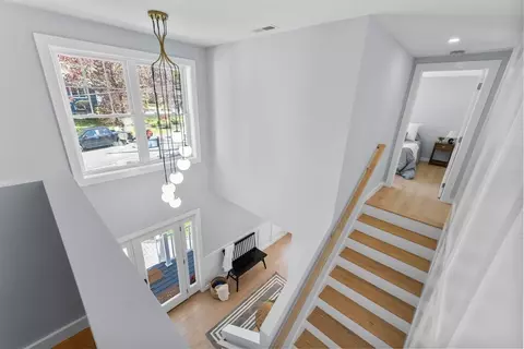 44 Mount Hood Ter, Melrose, MA 02176