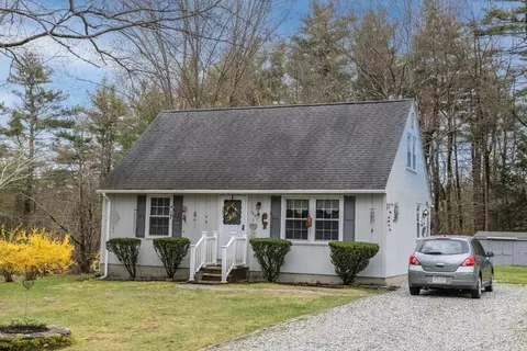 756 Clark St, Gardner, MA 01440