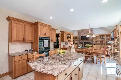 68 Pendleton Ln, Longmeadow, MA 01106 photo 20