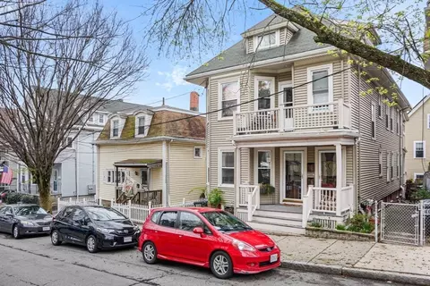 68 Glenwood Rd #68, Somerville, MA 02145