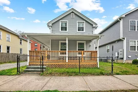 76 Marble St, Springfield, MA 01105