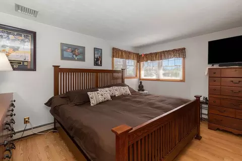 Bedroom - 38 Cabot Rd, Danvers, MA 01923 photo 1 of 2