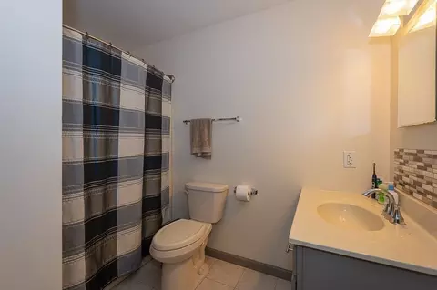 82 Valmor St, Worcester, MA 01604 photo 16