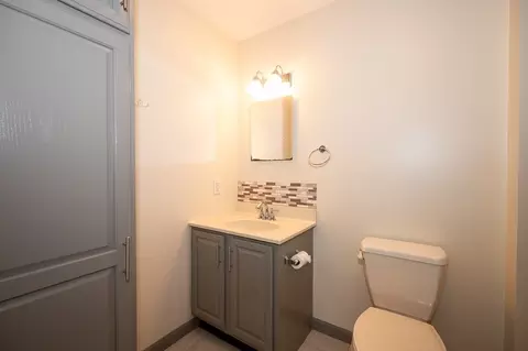 82 Valmor St, Worcester, MA 01604 photo 23