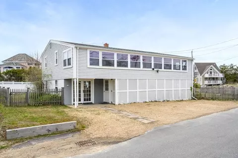 78 Southern Blvd, Newbury, MA 01951