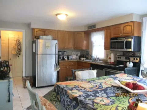 Kitchen - 57 4th St, Worcester, MA 01602 photo 1 of 2