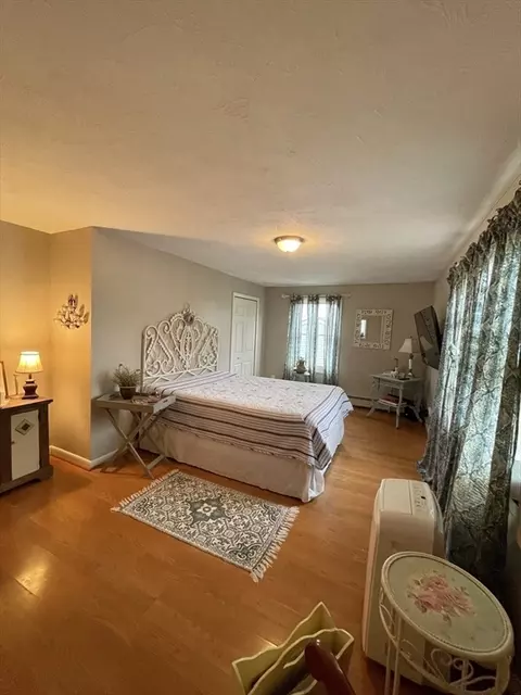 Bedroom - 57 4th St, Worcester, MA 01602 photo 1 of 4