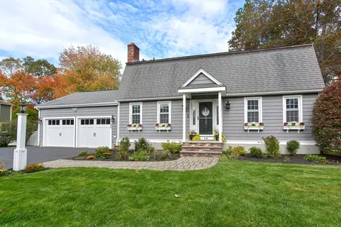 68 Eden Park, North Attleboro, MA 02760