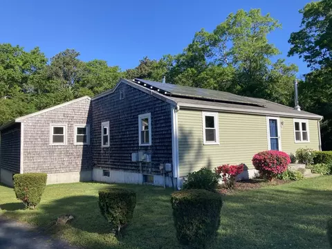 28 Brigantine Cir, Plymouth, MA 02360