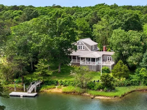 112 Wading Place Rd, Mashpee, MA 02649 photo 2