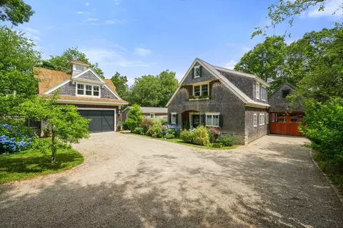 112 Wading Place Rd, Mashpee, MA 02649 photo 3