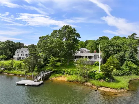 112 Wading Place Rd, Mashpee, MA 02649 photo 8