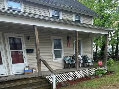 115-117 N Main St, Whitinsville, MA 01588
