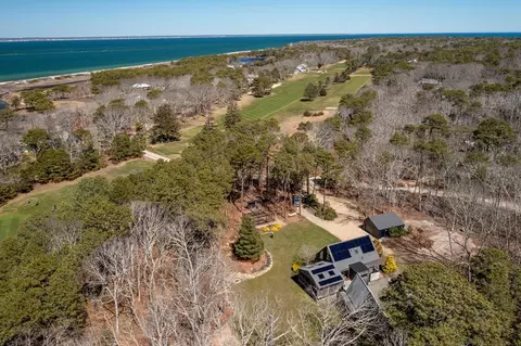 338 Bigelow Rd, Tisbury, MA 02568