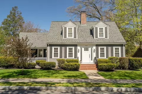 90 Governors Rd, Milton, MA 02186