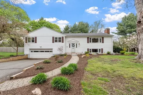 22 Ellis Dr, Worcester, MA 01609 photo 17