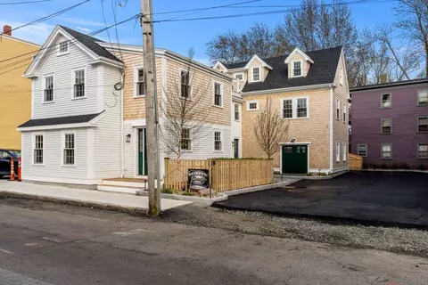 143 Derby St #1, Salem, MA 01970