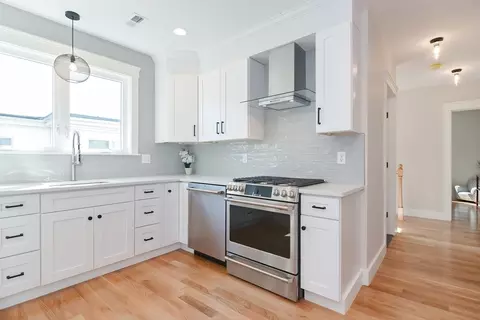 49-51 Prescott St #51B, Everett, MA 02149 photo 12