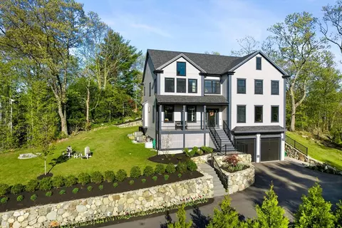 45 Hillcrest Ave, Lexington, MA 02420