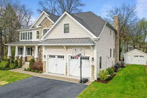 21 Cliff Rd, Hingham, MA 02043 photo 3