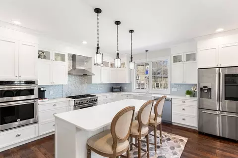 21 Cliff Rd, Hingham, MA 02043 photo 11