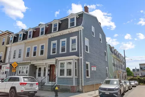 651 E 7th St, Boston, MA 02127