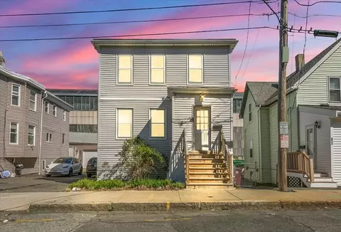 78 Washburn Ave, Revere, MA 02151