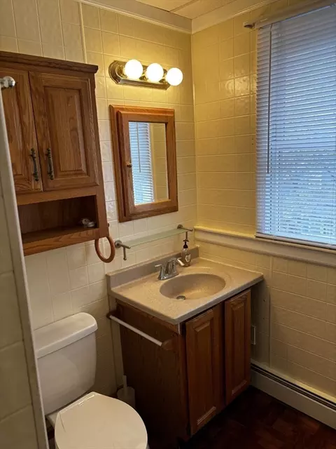 Bath - 48 Eade St, Lynn, MA 01902 photo 3 of 3