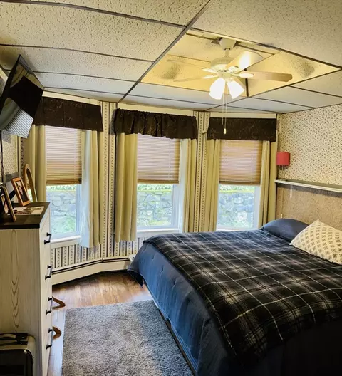 Bedroom - 48 Eade St, Lynn, MA 01902 photo 1 of 4