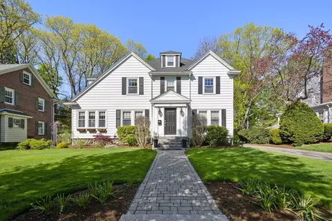 117 Coolidge Rd, Worcester, MA 01602