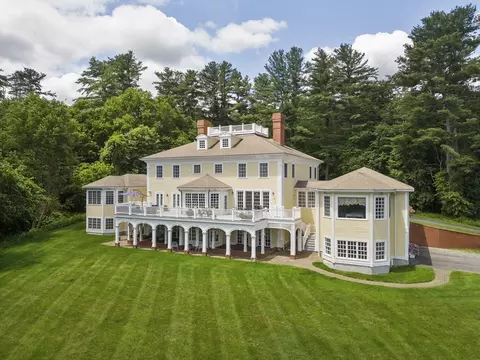 75 Washington St, Sherborn, MA 01770
