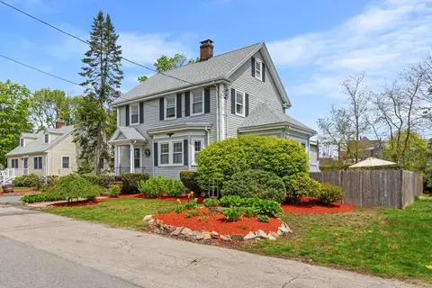 31 Wilbur St, Weymouth, MA 02190