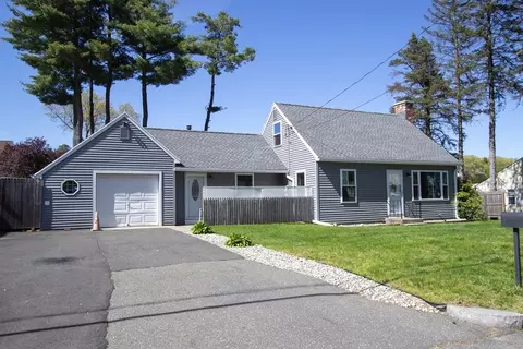 Exterior - 154 Laconia St, Springfield, MA 01129 photo 2 of 9