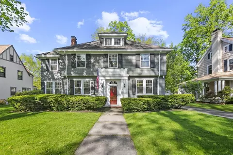 54 Chatham Rd, Longmeadow, MA 01106