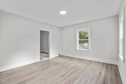Living - 18 3rd St, Webster, MA 01570 photo 3 of 3