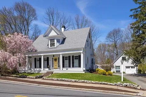 484 Summer Ave, Reading, MA 01867