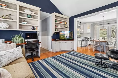 484 Summer Ave, Reading, MA 01867 photo 14