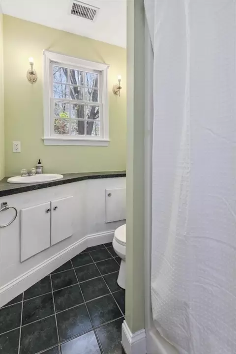 484 Summer Ave, Reading, MA 01867 photo 29