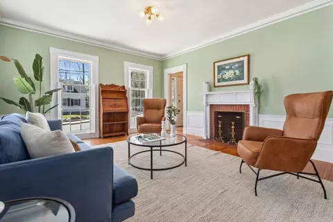 484 Summer Ave, Reading, MA 01867 photo 5
