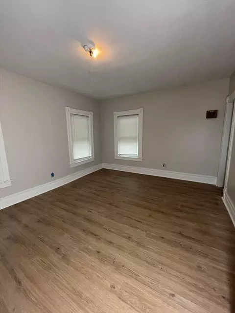 24 Nelson Ave, Springfield, MA 01109 photo 10