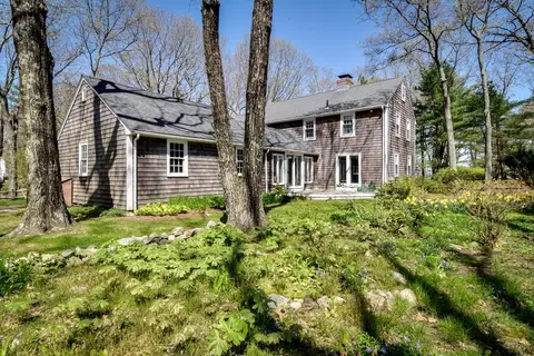 Exterior - 3 Tower Dr, Dover, MA 02030 photo 5 of 9