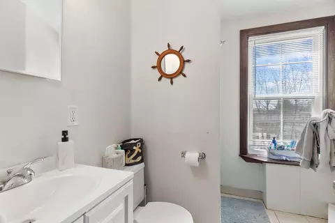 Bath - 53-55 57 Hale St, Beverly, MA 01915 photo 3 of 5