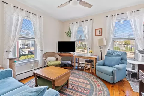 Living - 53-55 57 Hale St, Beverly, MA 01915 photo 2 of 3