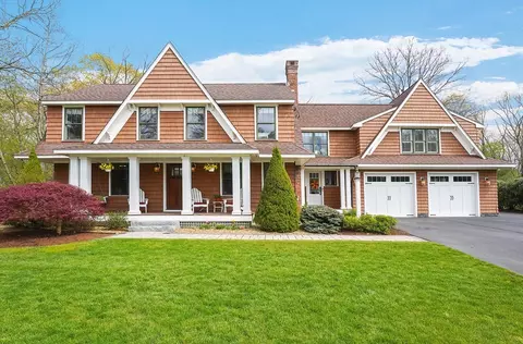 9 Erik Rd, Medfield, MA 02052