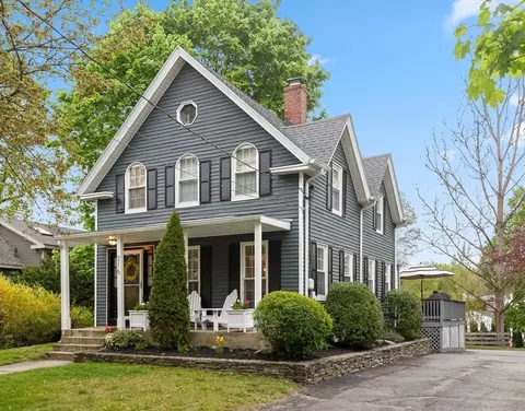 215 Vernon St, Wakefield, MA 01880
