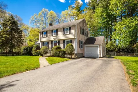 Exterior - 51 Pine Ridge Rd, Reading, MA 01867 photo 3 of 9